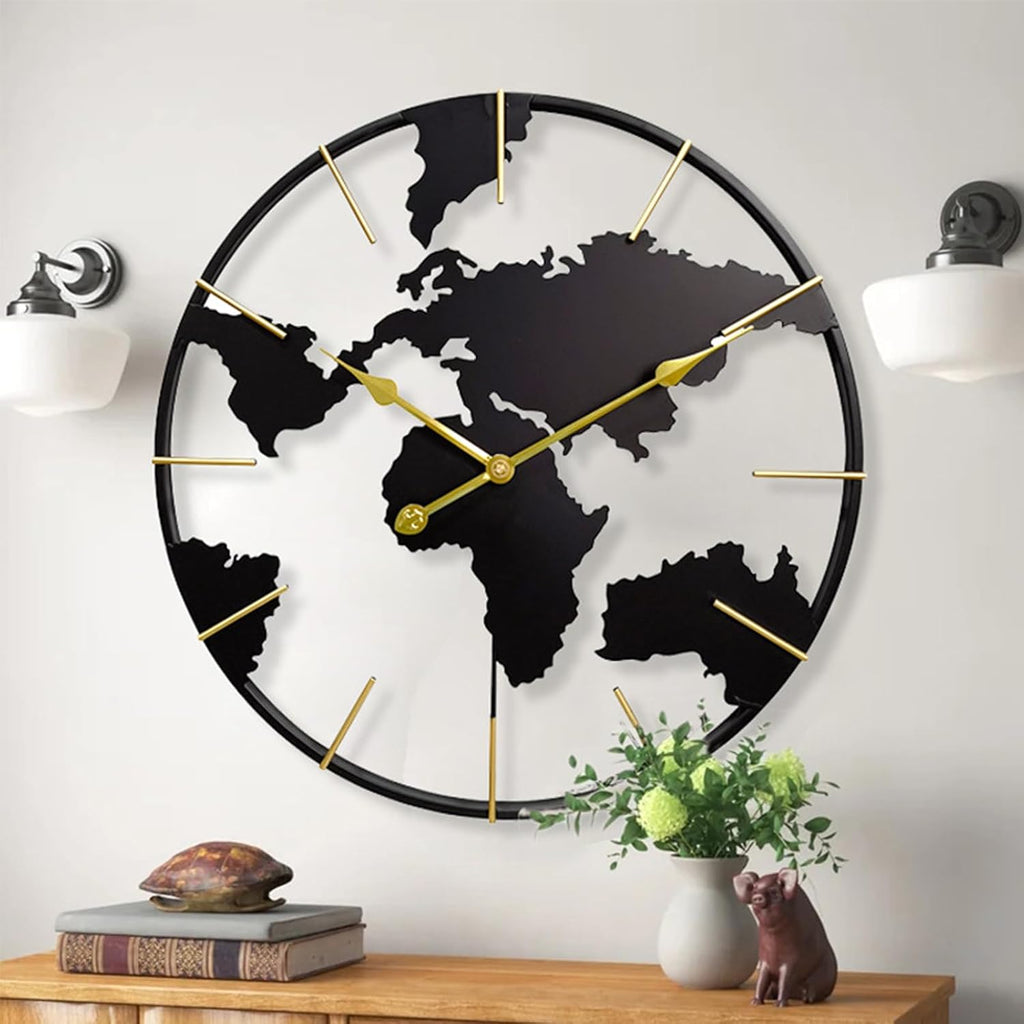 reloj de pared mapa del mundo 60 cm metal negro y dorado en pared iluminada