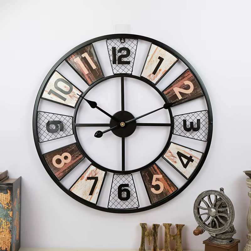 Reloj de pared vintage metal 60 cm BKC018 Reloj de pared vintage de metal 60 cm sobre pared neutra